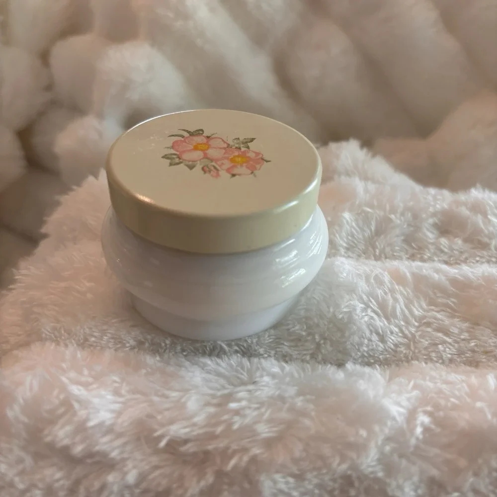 Vintage Avon To‎ A Wild Rose Cream Sachet Miniature Jar With Box